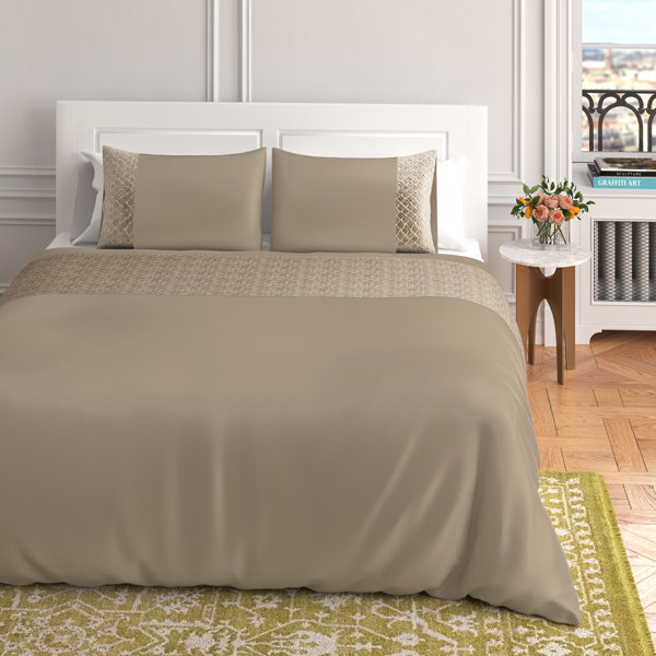 Etta Avenue Glamour Microfibre Modern & Contemporary Duvet Cover Set
